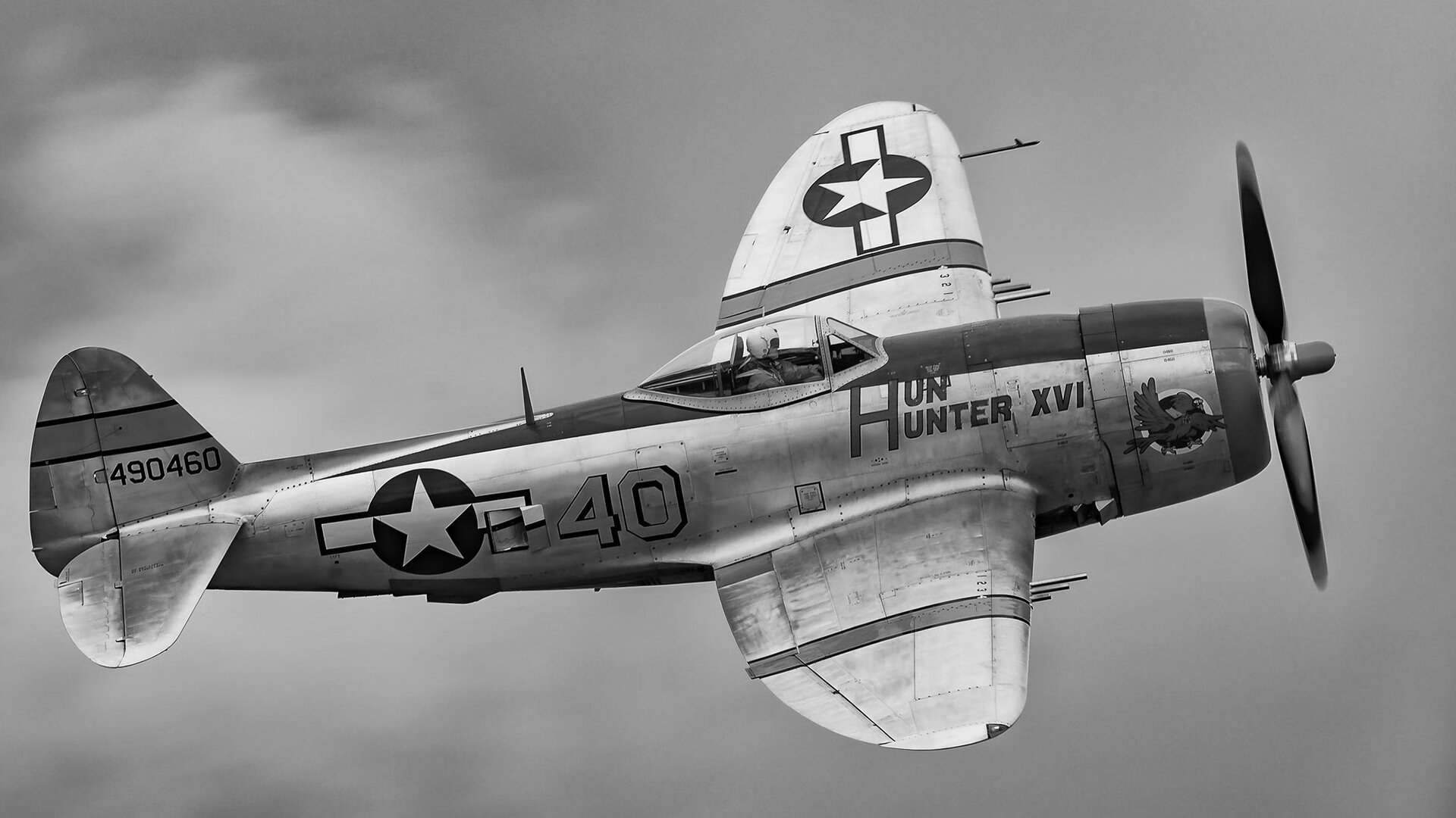 体育新闻中心通报运动装备自主品牌孵化支持计划，运动装备市场